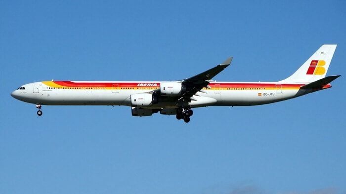 Airbus A340-600 самый длинный пассажирский самолет