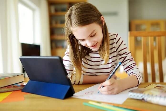 Benefícios do aprendizado online Benefícios do aprendizado online