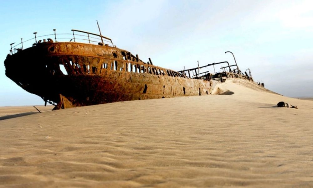Пляж Скелетов