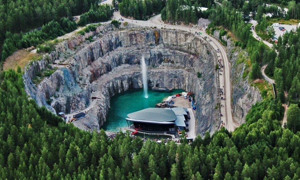 Далхалла