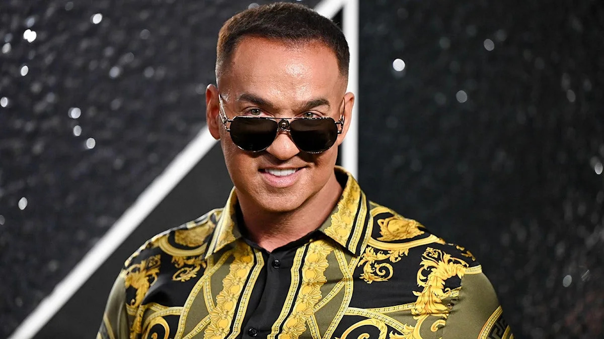 Звезда реалити-шоу «Jersey Shore» Майк Соррентино намекает на возможное выдвижение своей кандидатуры на пост губернатора Нью-Джерси.
