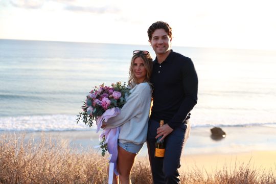 Звезда реалити-шоу Love Island USA Ти Джей Пальма поделился важной информацией о личной жизни Айрис Кендалл на расстоянии.