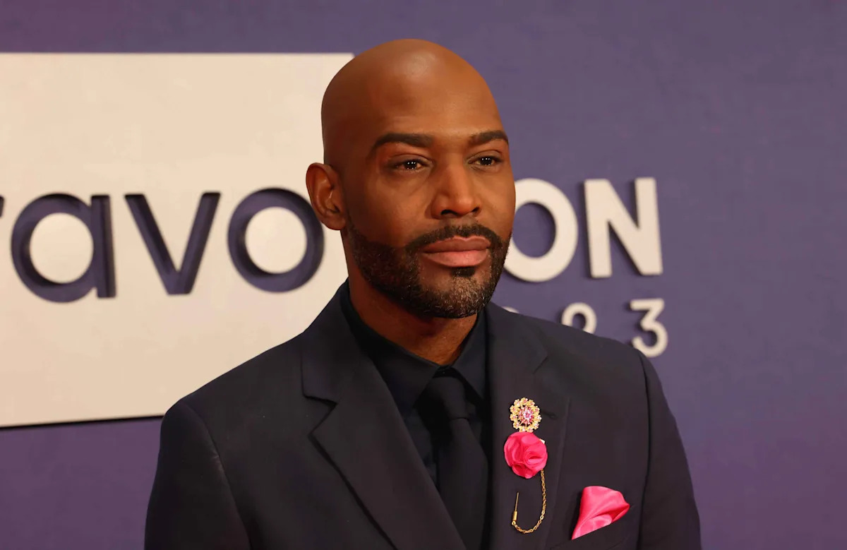 Звезда шоу «Queer Eye» Карамо Браун подробно рассказал о неудачной пластической операции: «Я страдал годами».