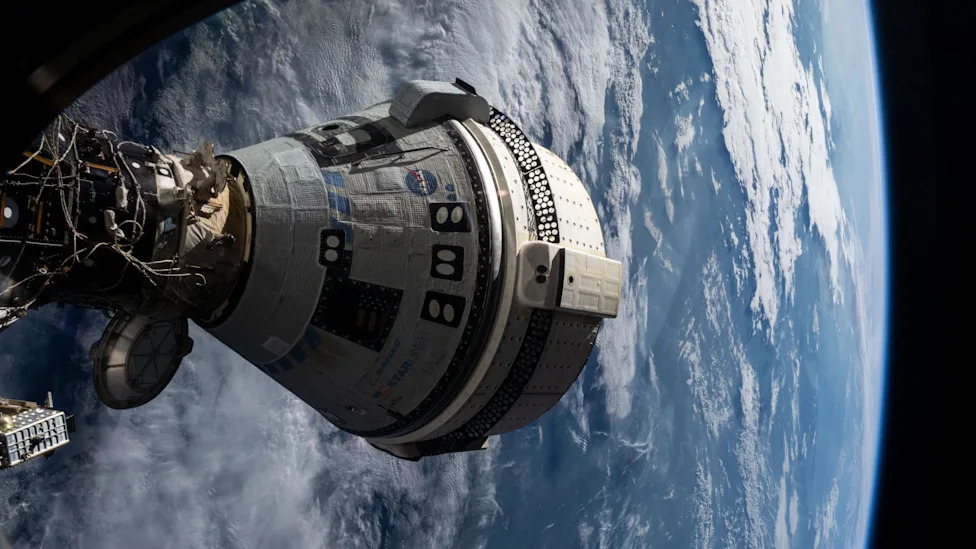 Самолет Starliner компании Boeing может снова подняться в воздух в этом году.